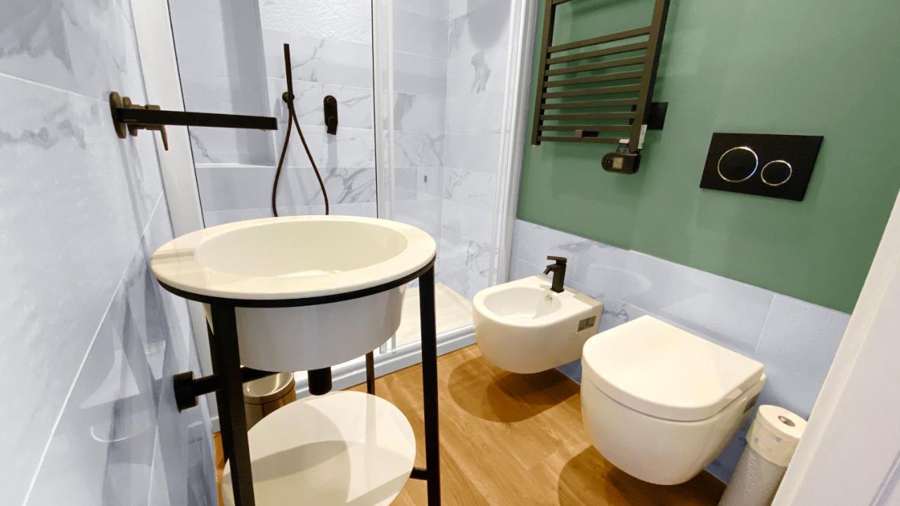 Bnb Capital Milano Central Station - Green Kültér fotó